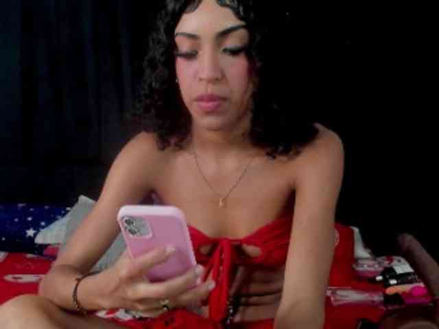 megan-stathan webcam