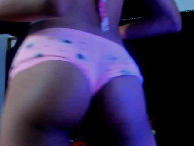 megan-stathan webcam