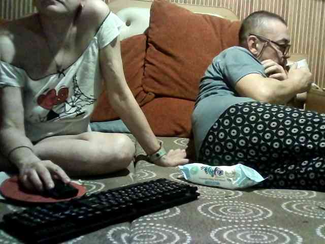 coupleofcoolx webcam