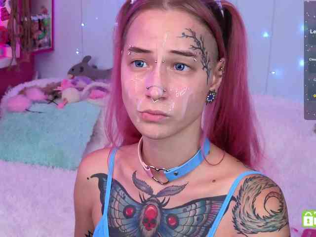 Ne_Sonia webcam