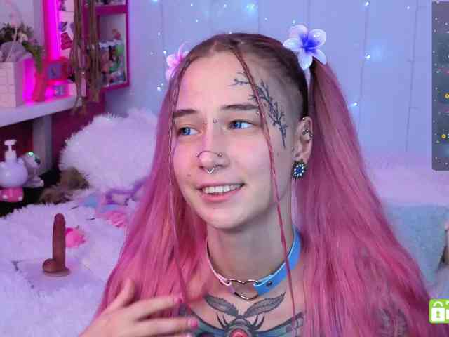 Ne_Sonia webcam