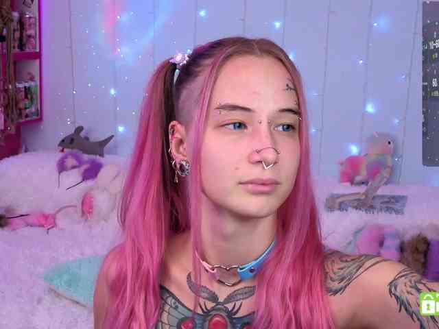 Ne_Sonia webcam