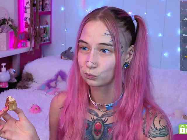 Ne_Sonia webcam