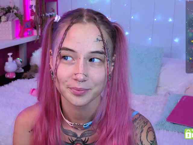Ne_Sonia webcam