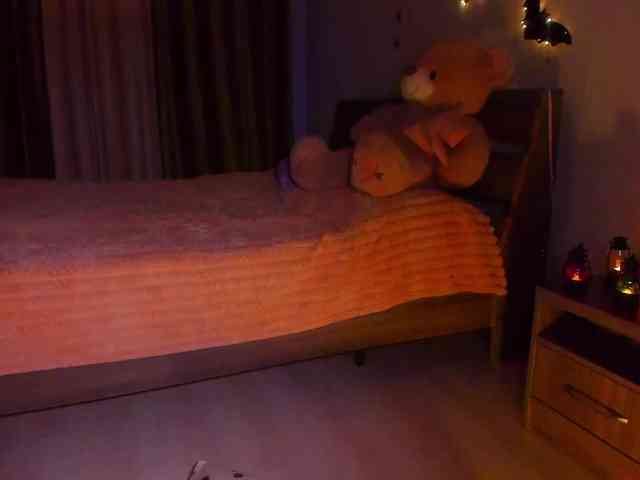 Dollyiaa webcam