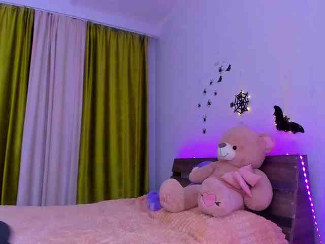 Dollyiaa webcam