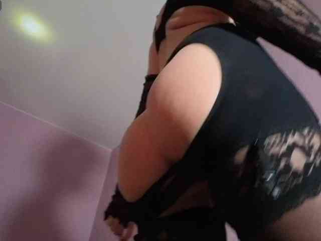 FemdomLedyMaria webcam