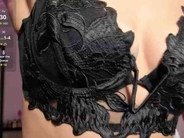 FemdomLedyMaria webcam