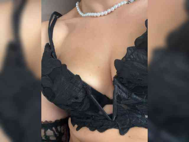 FemdomLedyMaria webcam