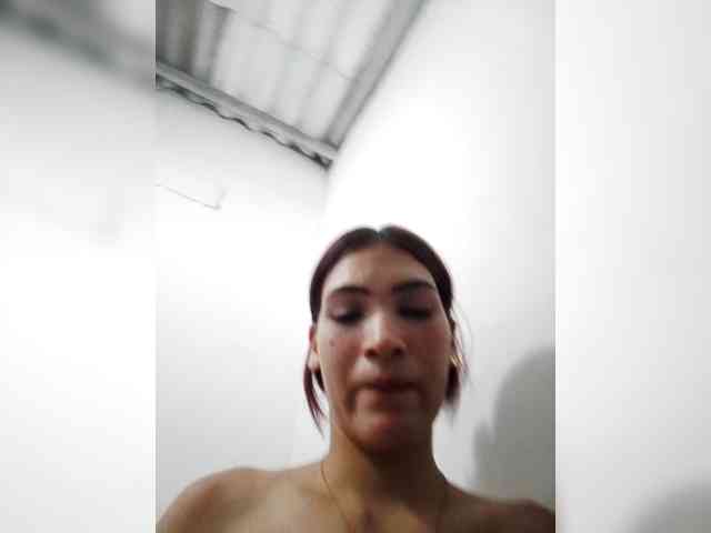 AmbarAnthonellaMarquez webcam