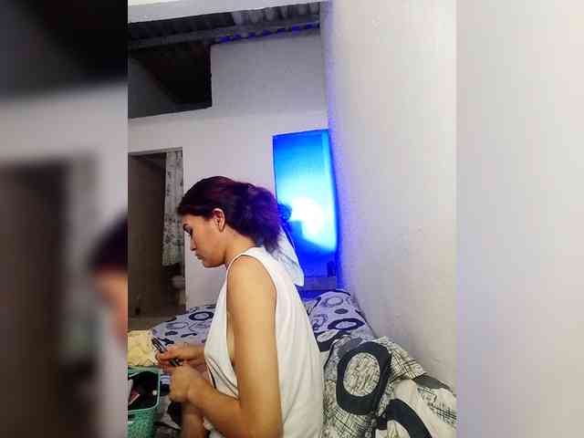 AmbarAnthonellaMarquez webcam