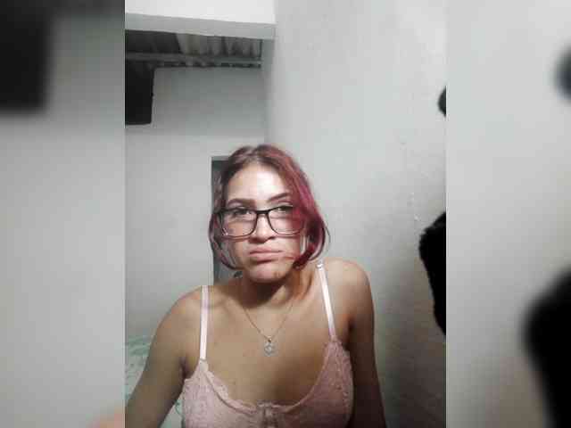 AmbarAnthonellaMarquez webcam