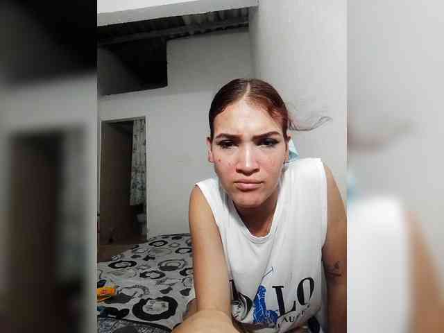 AmbarAnthonellaMarquez webcam