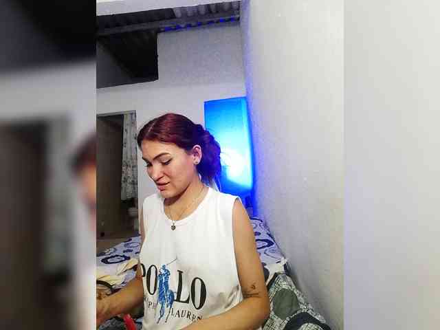 AmbarAnthonellaMarquez webcam