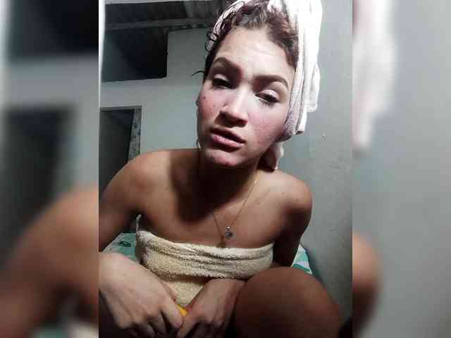 AmbarAnthonellaMarquez webcam