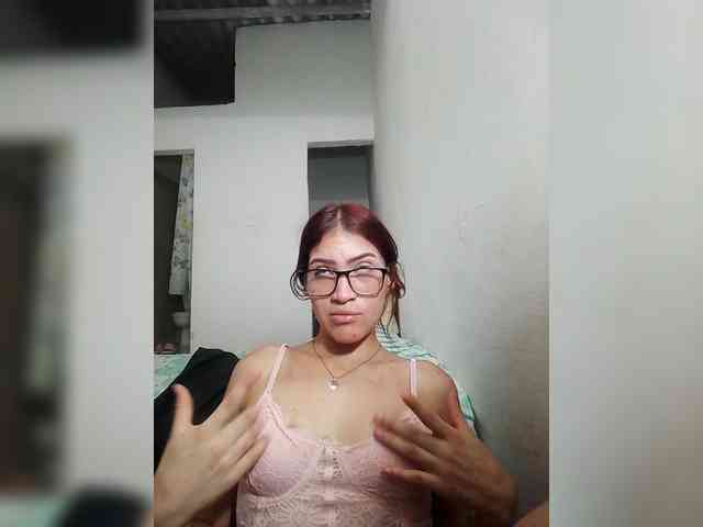 AmbarAnthonellaMarquez webcam