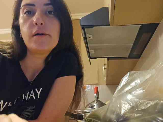 AlejandraDelane webcam