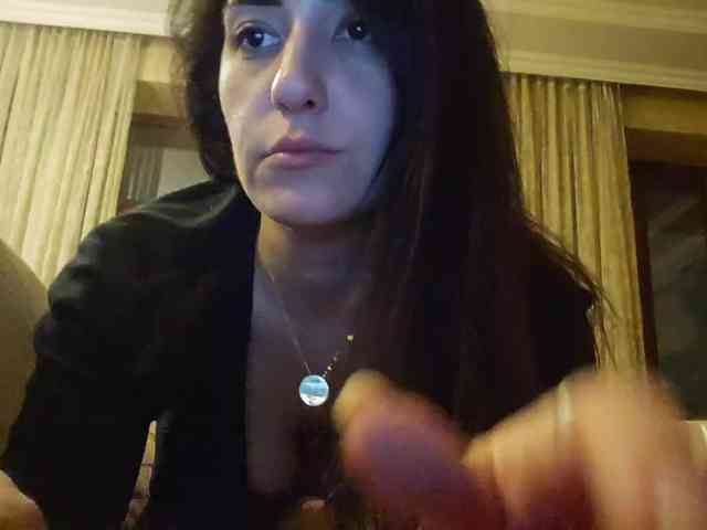 AlejandraDelane webcam