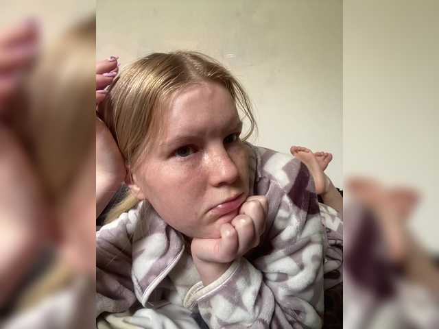 Рунетки: дрочит хуй мужику в туалете, секс чат бесплатно