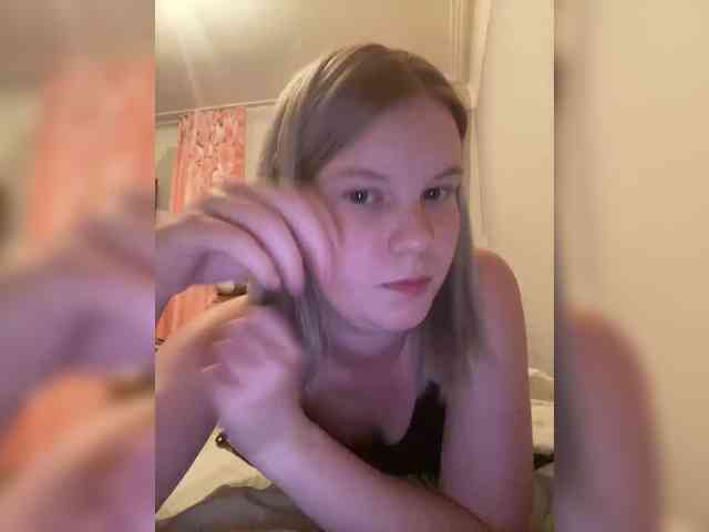 Amelia2004 webcam