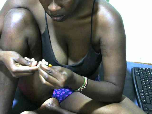 NastyEbony001 webcam