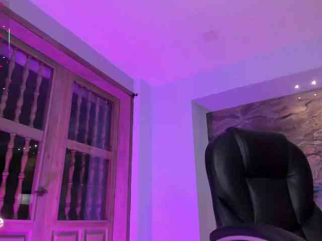 CorinneRusso webcam