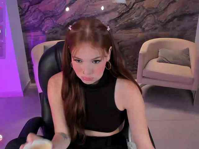 CorinneRusso webcam
