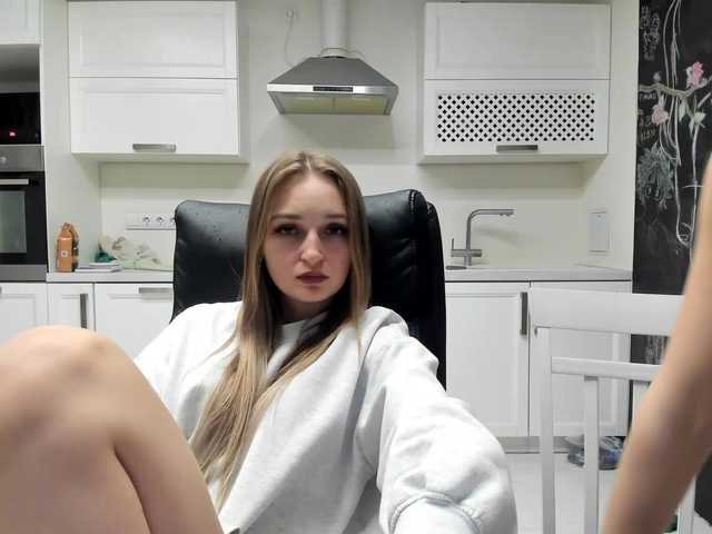 Entra en el chat con el modelo busenok busenok