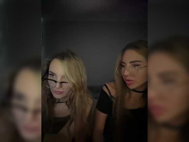 Gratis Live Sexcam mit Lunaluxseri Lunaluxseri