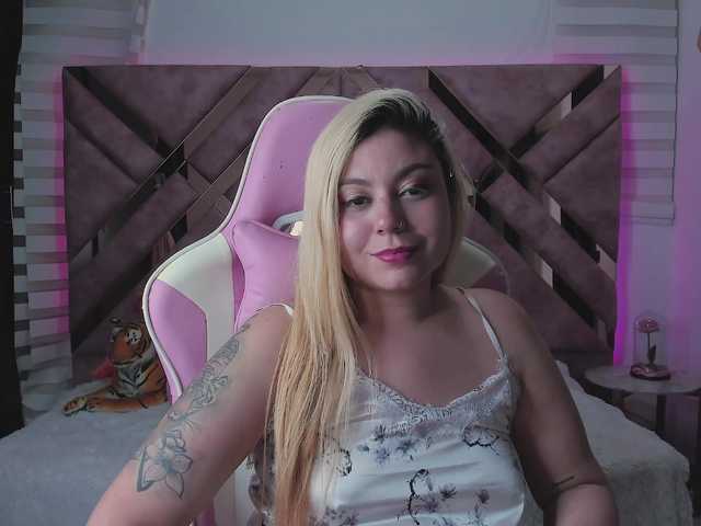 tigerbaby_ webcam