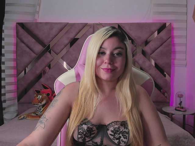 tigerbaby_ webcam