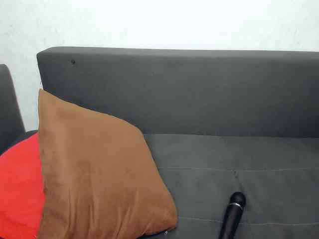 Wow-lady webcam