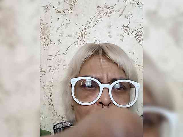 GardenerofIllusions webcam