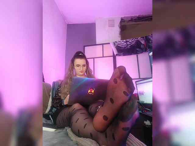 monikanylon webcam