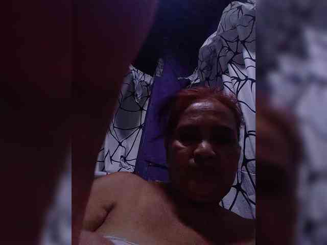 VelvetRose1 webcam
