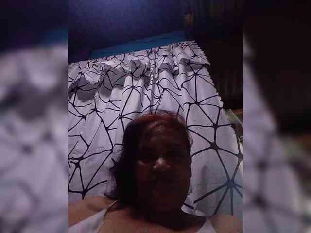 VelvetRose1 webcam