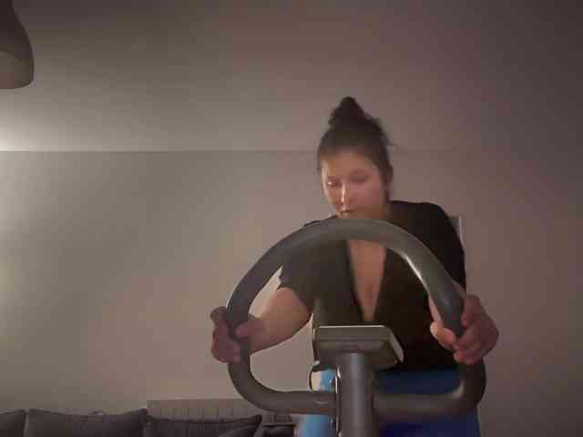 Minettesexy24 webcam