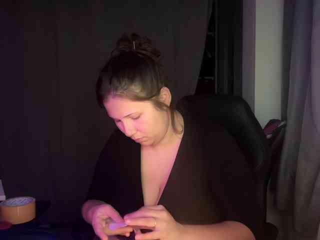 Minettesexy24 webcam