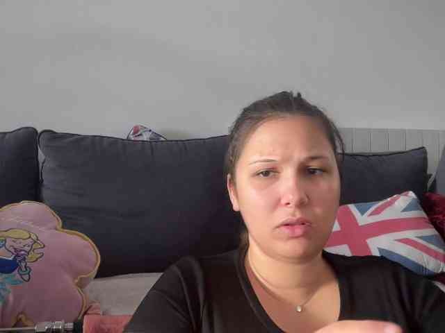 Minettesexy24 webcam