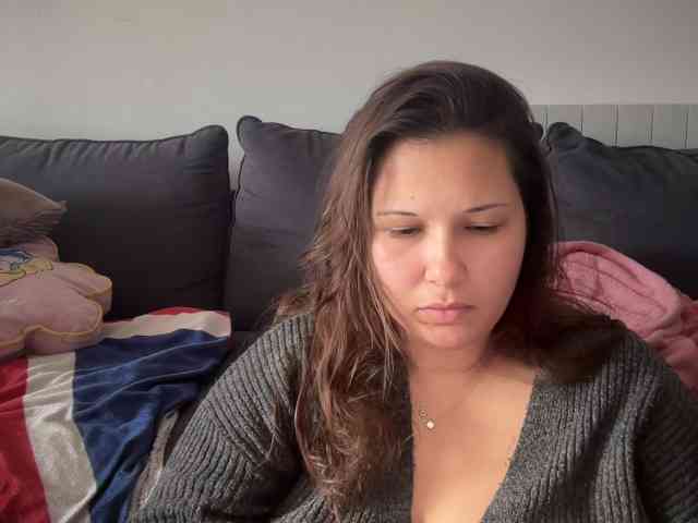 Minettesexy24 webcam