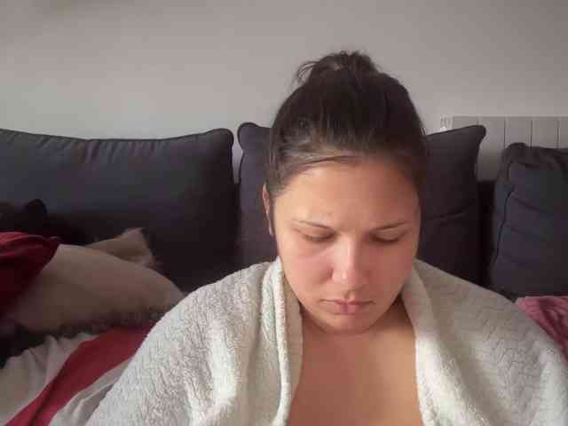 Minettesexy24 webcam