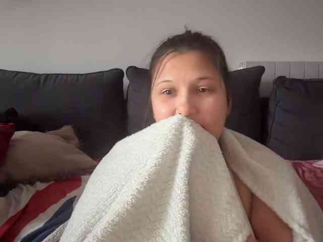 Minettesexy24 webcam