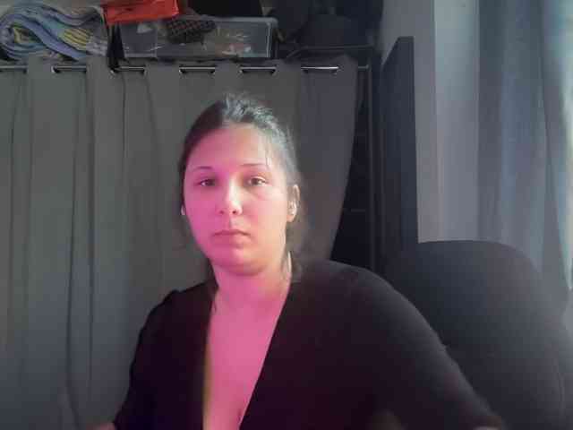 Minettesexy24 webcam