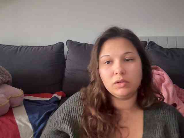 Minettesexy24 webcam