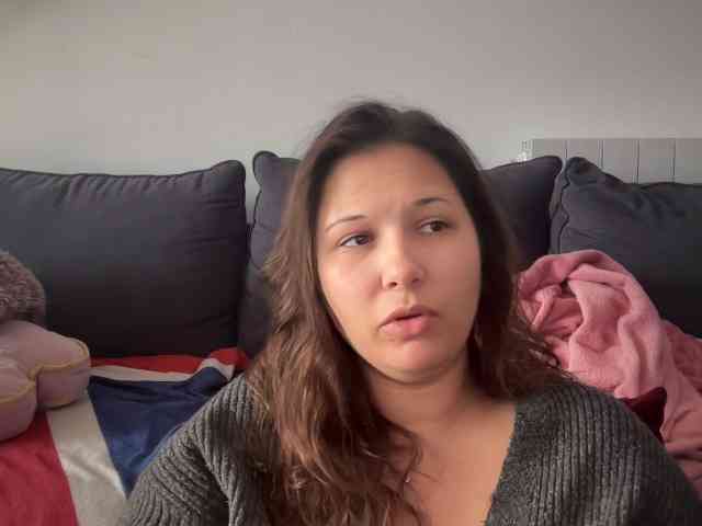 Minettesexy24 webcam