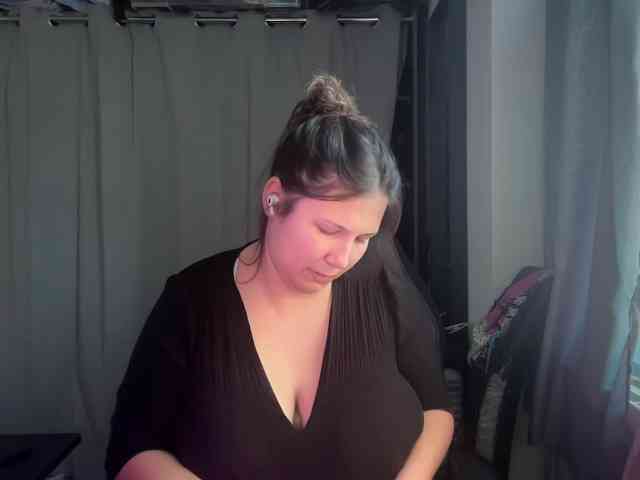 Minettesexy24 webcam