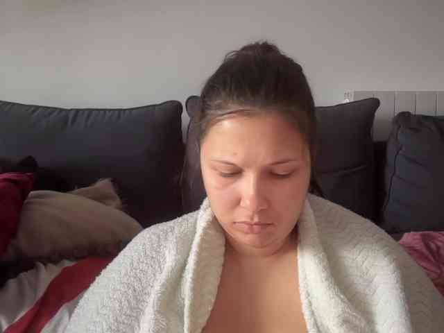 Minettesexy24 webcam