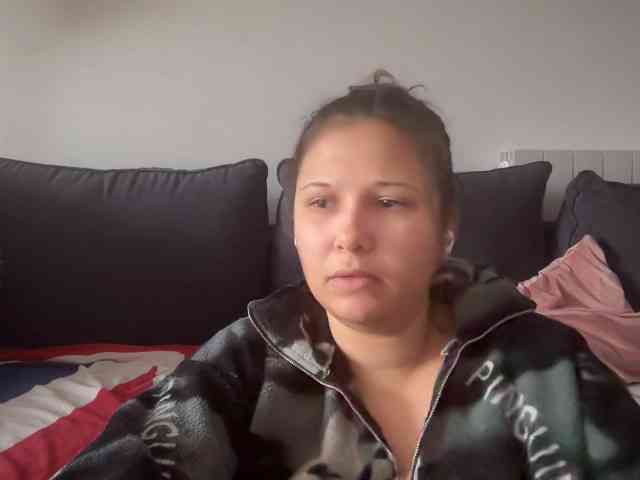 Minettesexy24 webcam