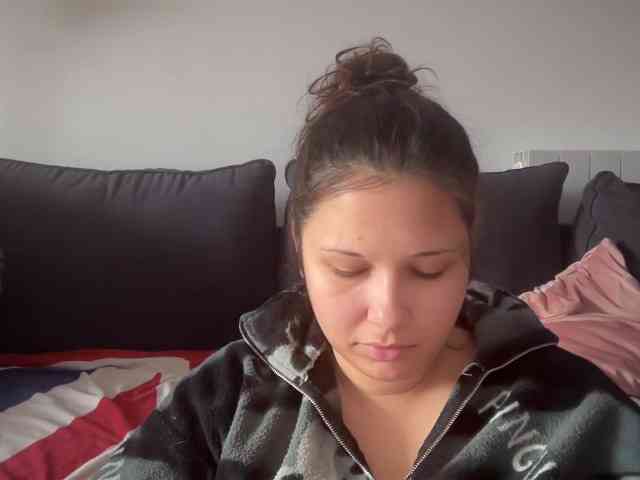 Minettesexy24 webcam