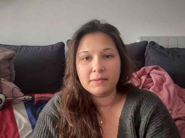 Minettesexy24 webcam